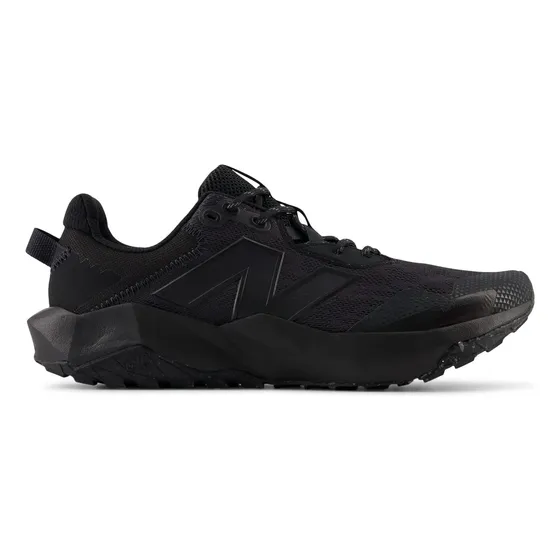 Zapatillas running hombre Trail New Balance Negro Mtntrlf6